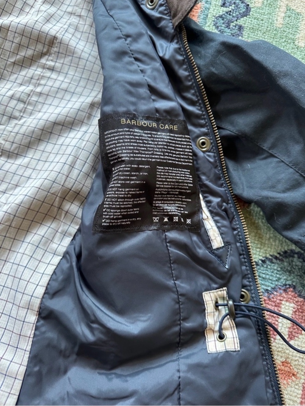Barbour Women’s size 4 Navy Waxed Cotton Jacket with Brown Trim - Picture 4 of 5
